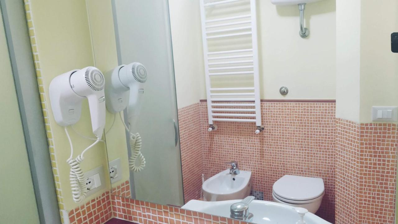 מטה B&B Relax מראה חיצוני תמונה